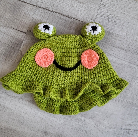FROG Crochet Hat Beautiful handmade crochet hat with new materials, OS Adult - Picture 4 of 4